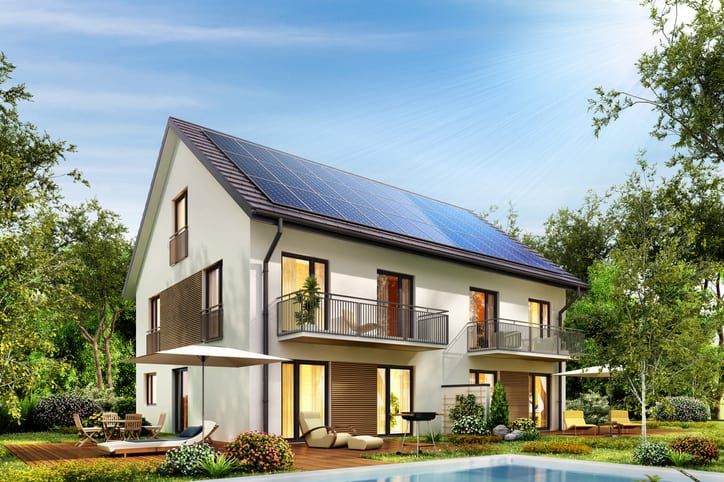 Is it a Good Idea to Go “Off the Grid” with Residential Solar System?