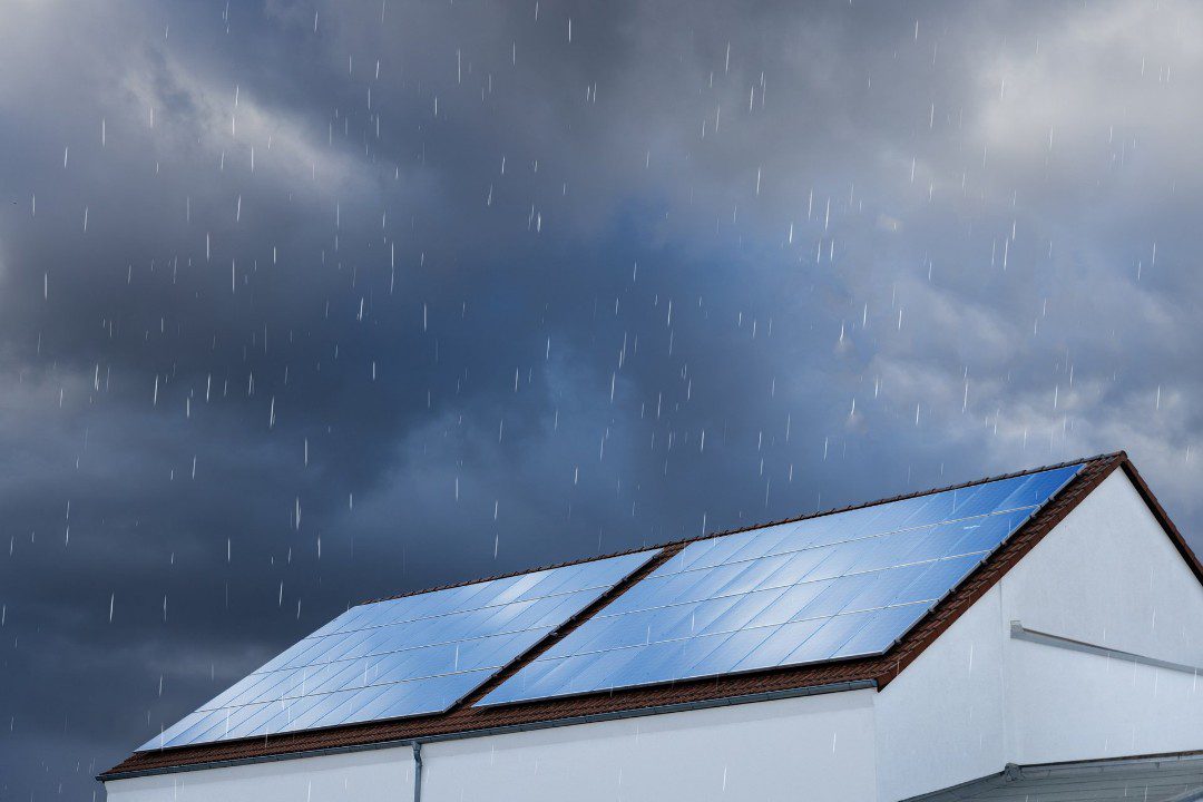 Residential solar system withstanding harsh weather